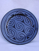 7in celtic spirals plate — fused
